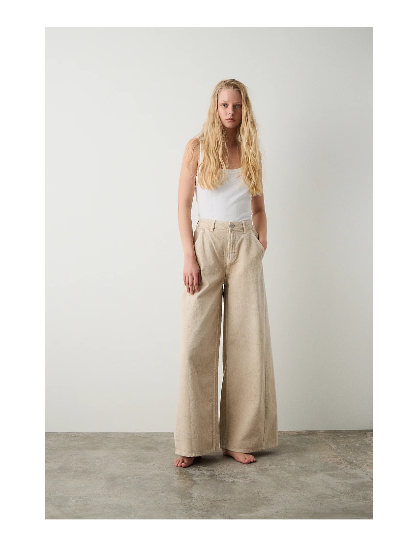 JEANS SUPER WIDE LEG NATURAL TOQUE RELEVO