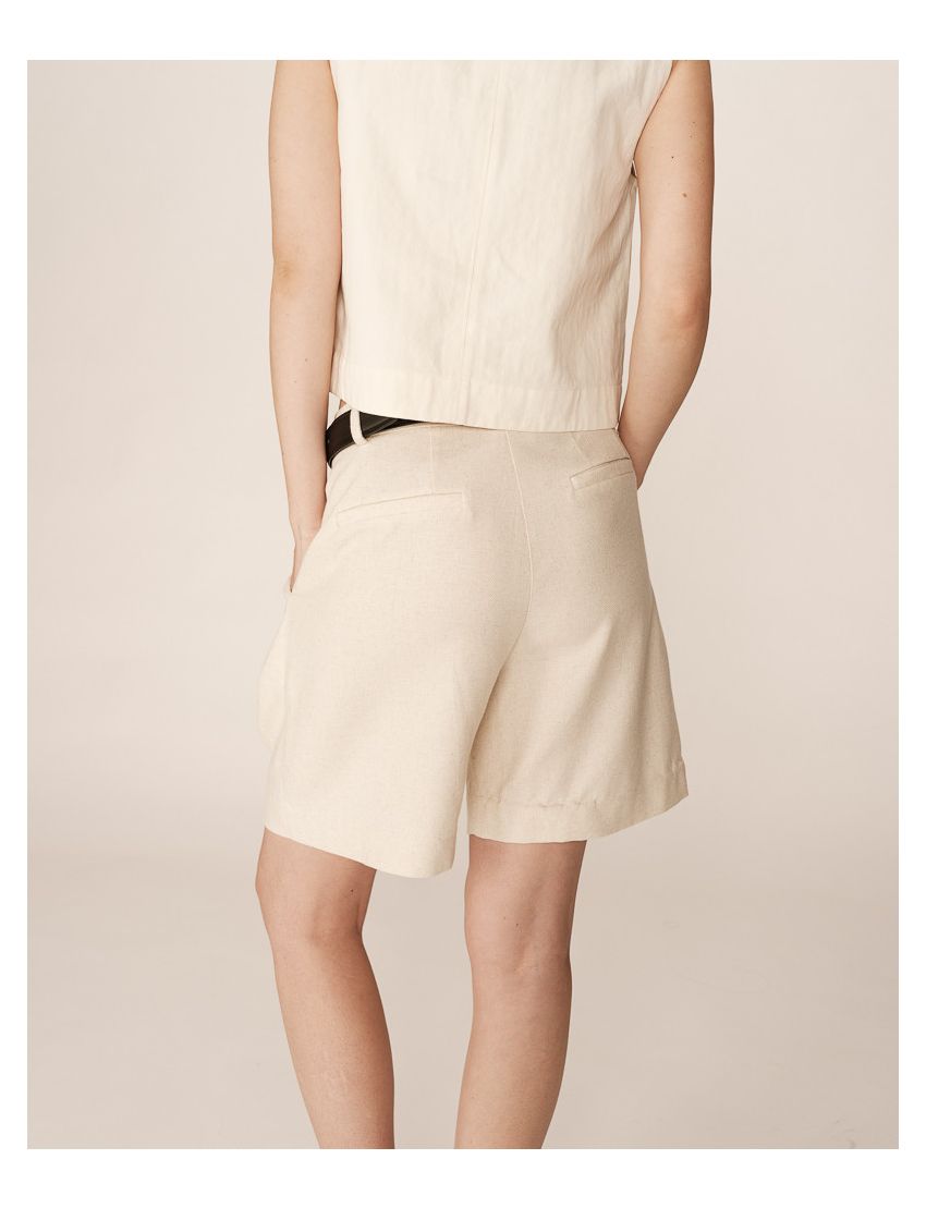 BERMUDA MODELO ALFAIATARIA