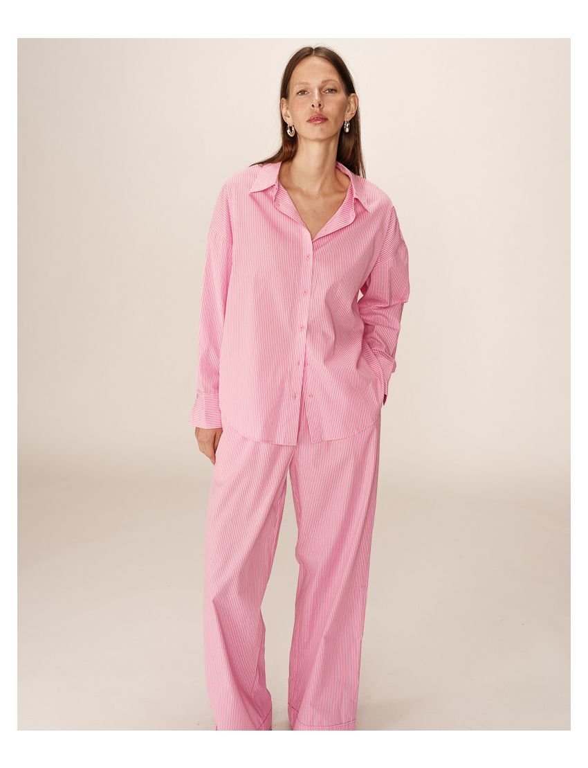 CAMISA OVERSIZED RISCAS BARBIE