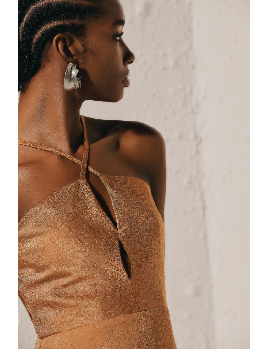 VESTIDO LONGO DECOTE EM ALÇA CRUZADA TECIDO SNAKE