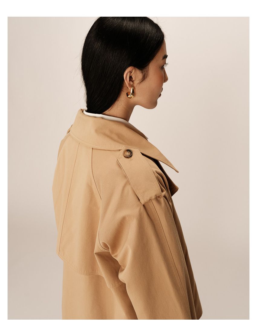 TRENCH-COAT CURTO NATURAL TRESPASSE